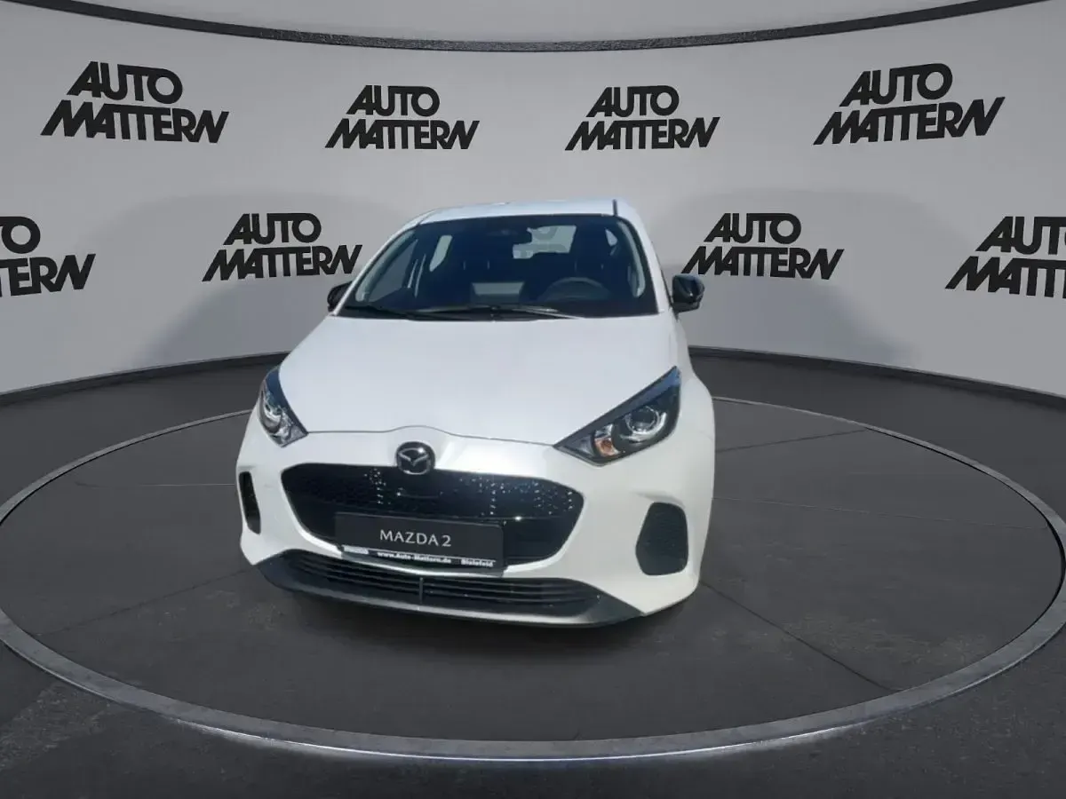 Neu Mazda 2 Center-Line 116 PS (85 kW) 2025 Weiß Kleinwagen