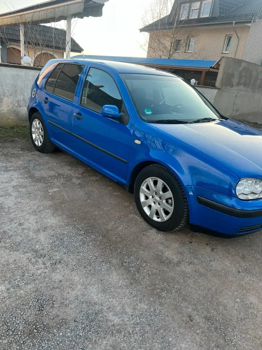 Gebraucht VW Golf IV 75 PS (55 kW) 2002 Blau Limousine