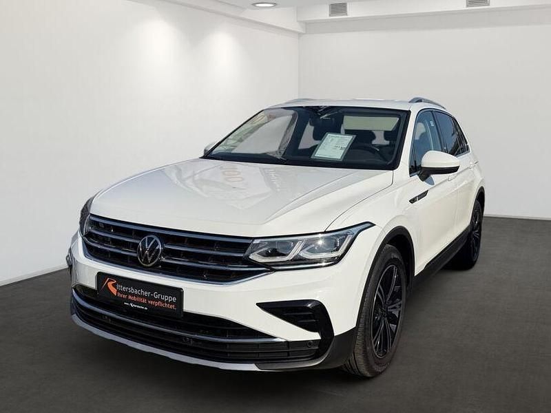 Gebraucht VW Tiguan Elegance 150 PS (110 kW) 2023 Pure white SUV
