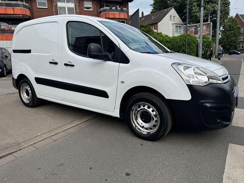 Gebraucht Citroën Berlingo Business Class 99 PS (72 kW) 2017 Weiß Van / Kleinbus