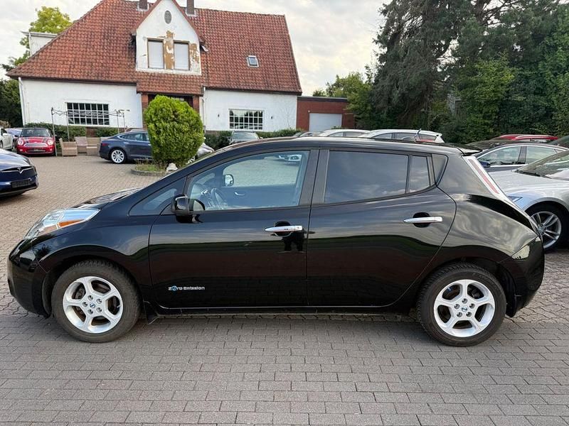 Schwarz Gebraucht 2013 Nissan Leaf Kleinwagen | 4.900 € (Fairer Preis) - Bild 1/4
