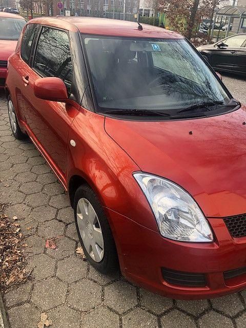 Orange Gebraucht 2009 Suzuki Swift Comfort Limousine | 2.450 € (Guter Preis) - Bild 1/4