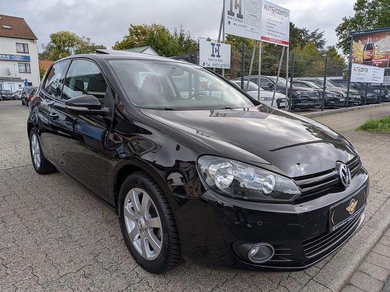 Schwarz Gebraucht 2009 VW Golf VI Trendline Limousine | 5.999 € (Fairer Preis) - Bild 1/4