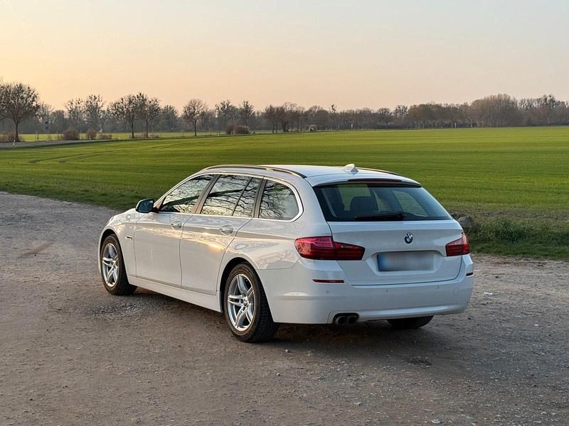 Gebraucht BMW 520 190 PS (139 kW) 2016 Weiß Kombi