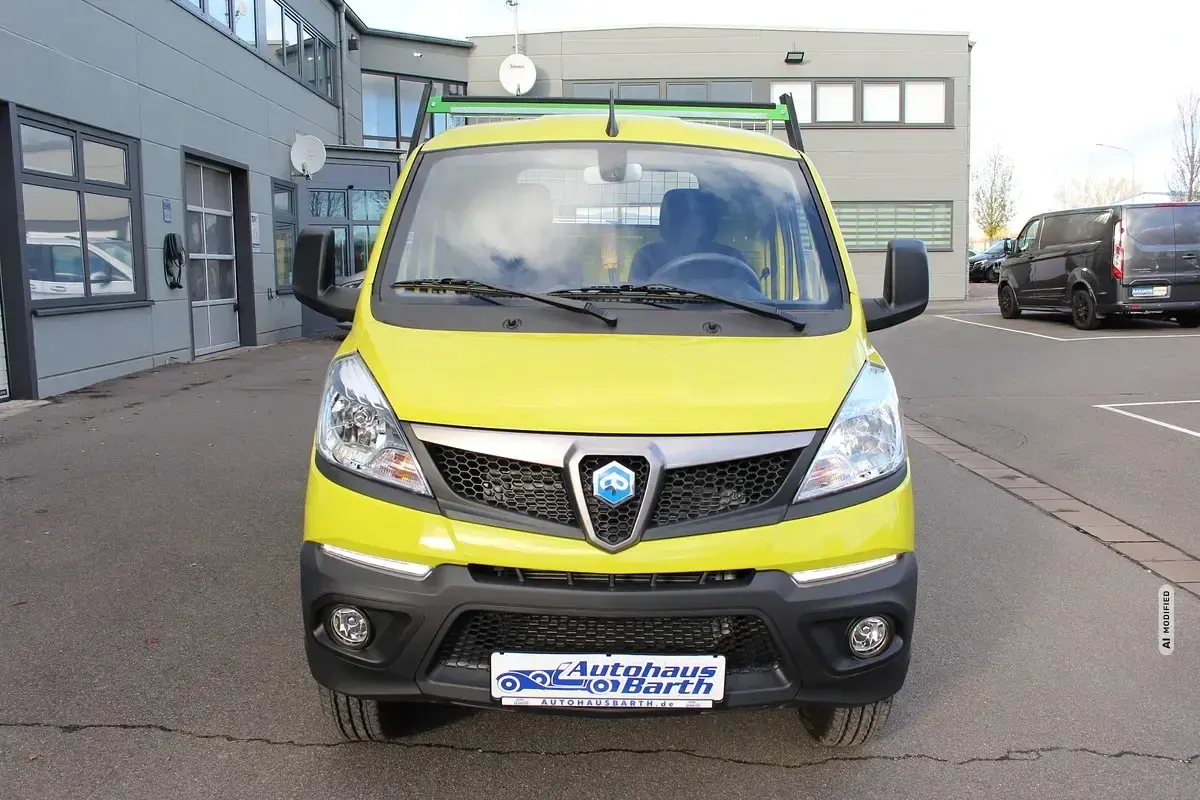 Neu Piaggio Porter 106 PS (77 kW) 2026 Gelb metallic