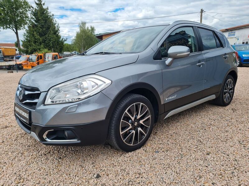 Grau Gebraucht 2015 Suzuki SX4 S-Cross Limited SUV | 12.200 € (Fairer Preis) - Bild 1/4