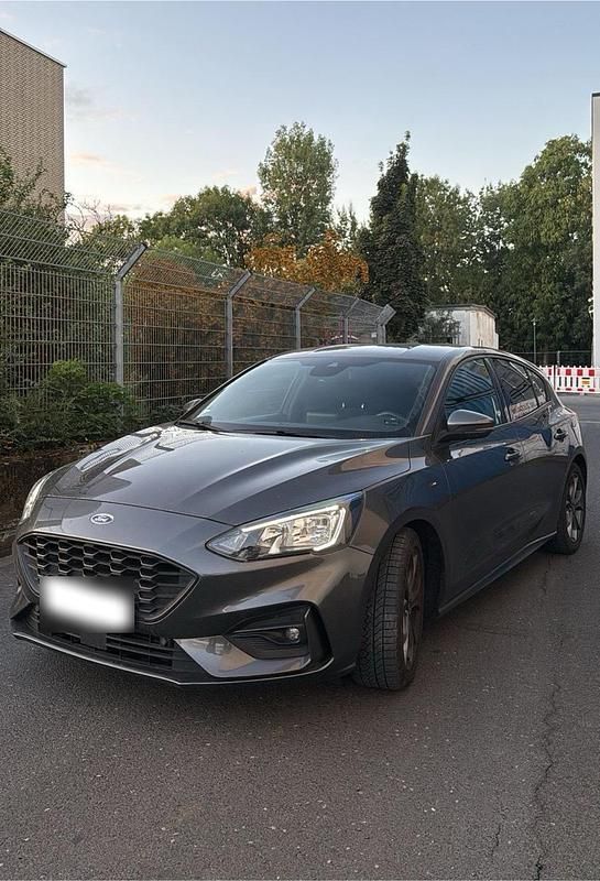 Gebraucht Ford Focus ST-Line 125 PS (91 kW) 2020 Grau Kleinwagen
