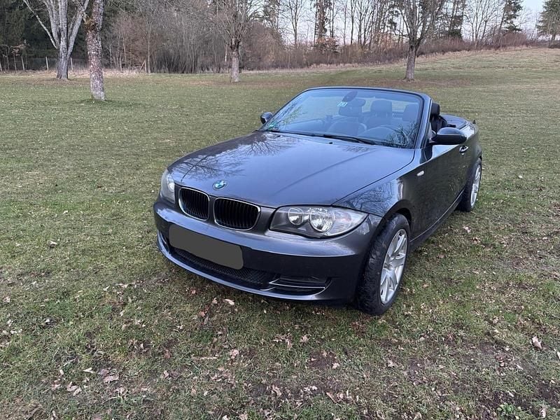 Gebraucht BMW 118 Cabriolet 143 PS (105 kW) 2008 Schwarz Cabrio