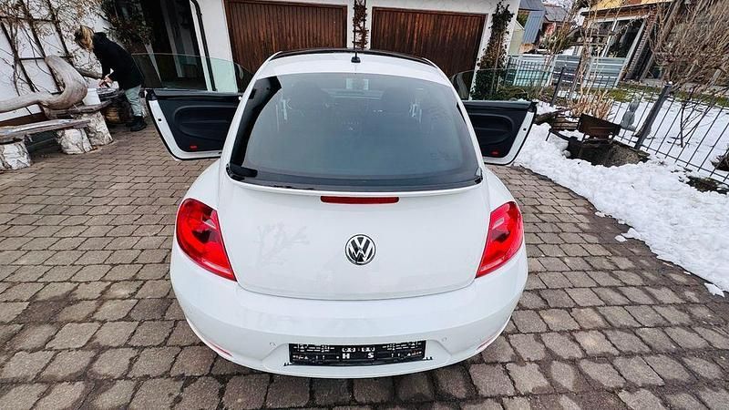 Gebraucht VW Beetle Sport 200 PS (147 kW) 2013 Weiß Kleinwagen