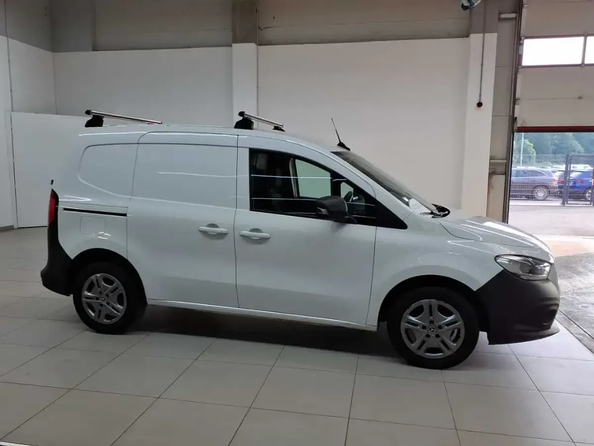 Gebraucht Mercedes Citan 110 102 PS (75 kW) 2024 Arktisweiß Van / Kleinbus