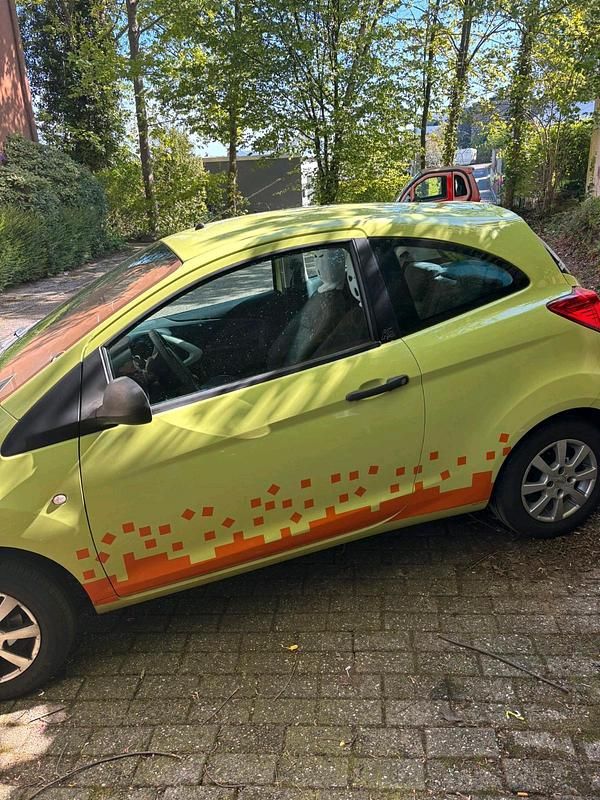 Second-hand Ford Ka 69 CP (50 kW) 2009 Galben Hatchback