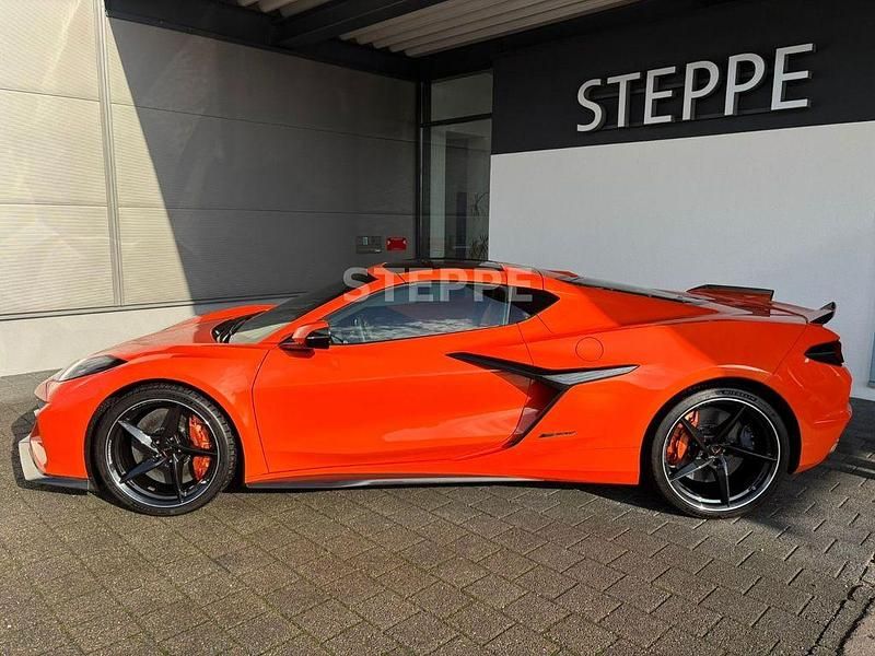Neu Corvette C8 644 PS (473 kW) 2025 Sebring orange tintcoat (g26) Coupé