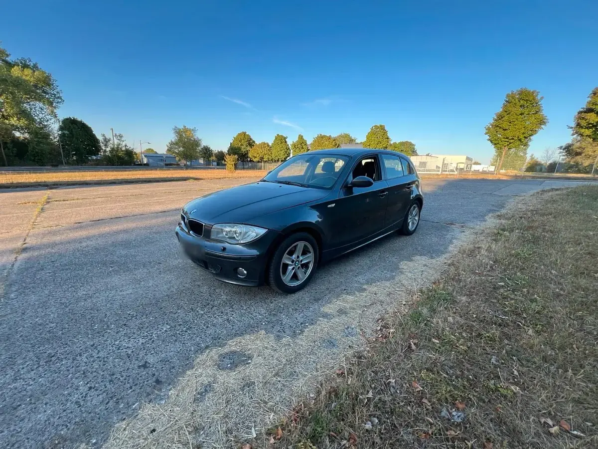 Gebraucht BMW 120 163 PS (119 kW) 2006 Grau Kleinwagen