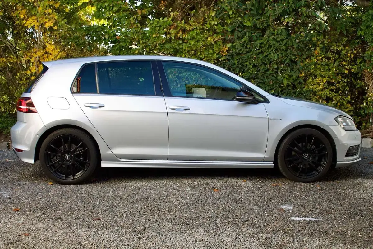 Gebraucht VW Golf VII Cup 125 PS (91 kW) 2014 Silber Limousine