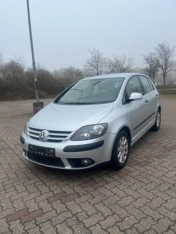 Gebraucht VW Golf IV 101 PS (74 kW) 2005 Silber Kleinwagen