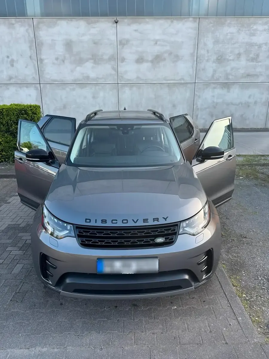 Gebraucht Land Rover Discovery 258 PS (189 kW) 2017 Grau SUV