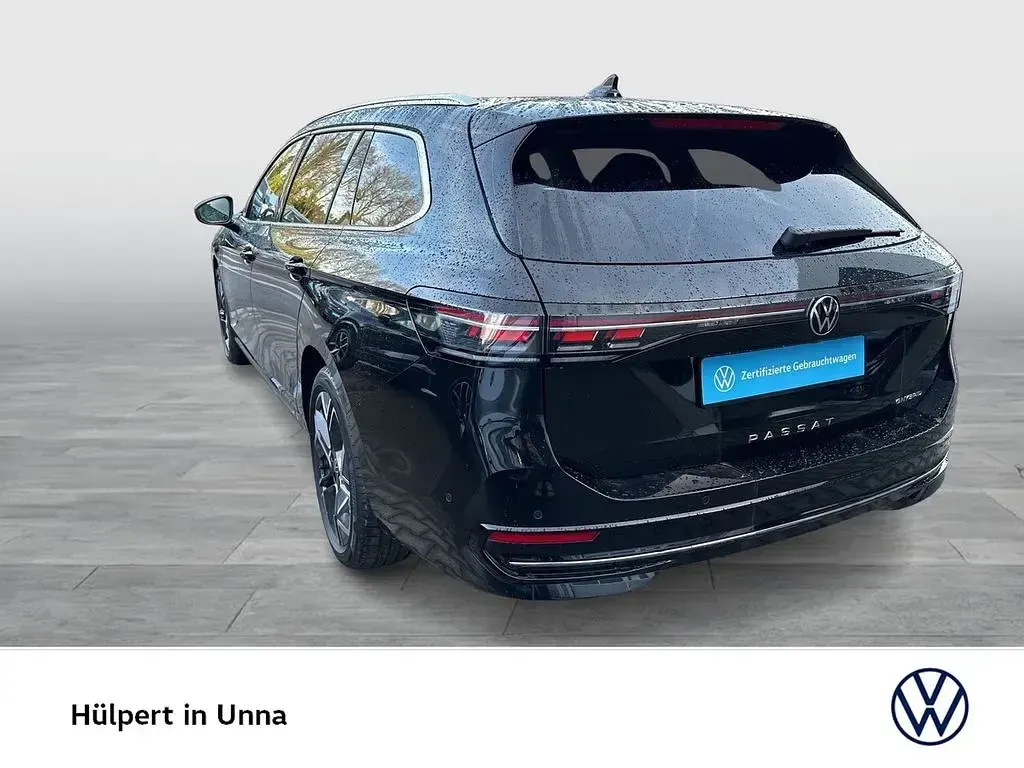 Gebraucht VW Passat Elegance 272 PS (200 kW) 2025 Schwarz Kombi
