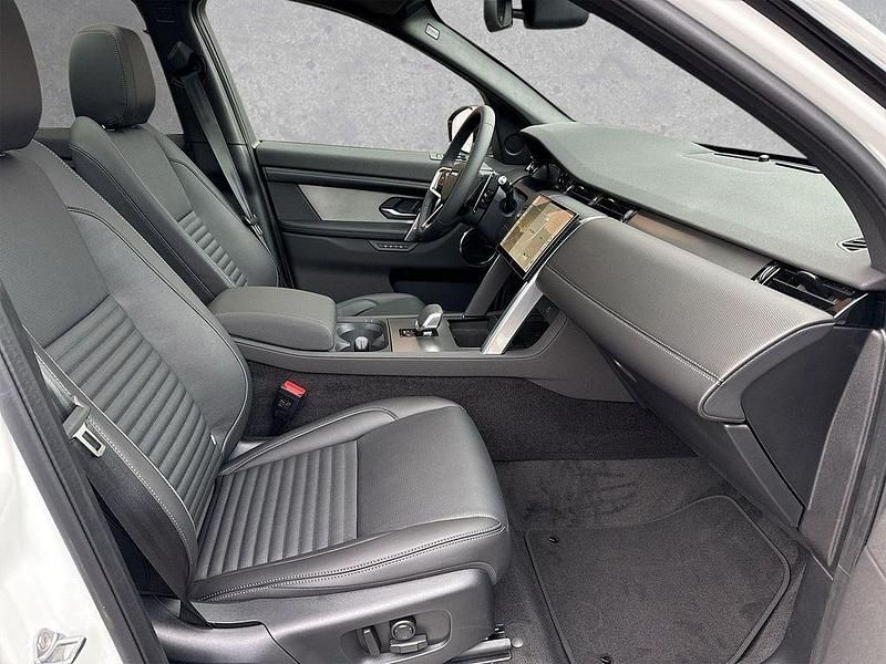 Gebraucht Land Rover Discovery Sport SE Dynamic 204 PS (150 kW) 2025 Fuji white SUV
