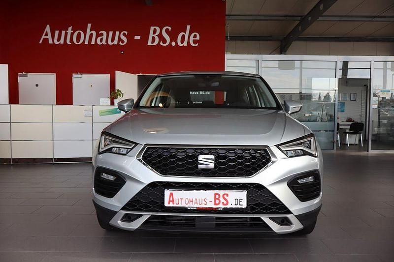 Silber Gebraucht 2024 Seat Ateca Style SUV | 21.457 € (Superpreis) - Bild 1/2