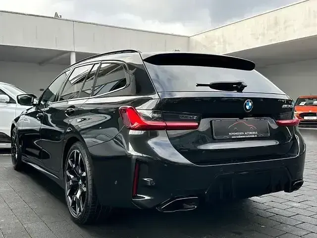 Gebraucht BMW M340 Performance 340 PS (250 kW) 2025 Schwarz Limousine