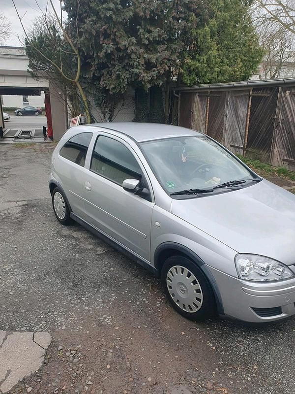 Gebraucht Opel Corsa 60 PS (44 kW) 2005 Silber Kleinwagen