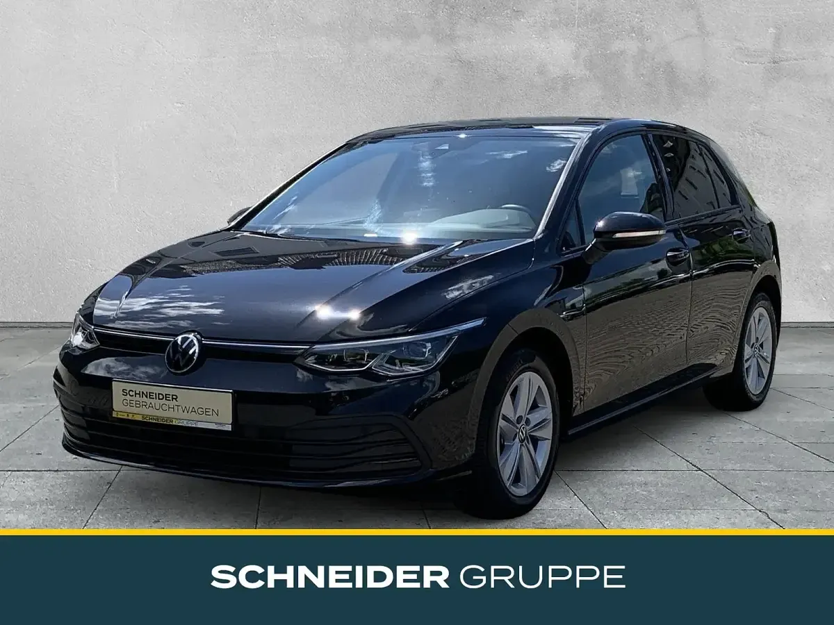 Gebraucht VW Golf VIII Life 150 PS (110 kW) 2021 Limousine