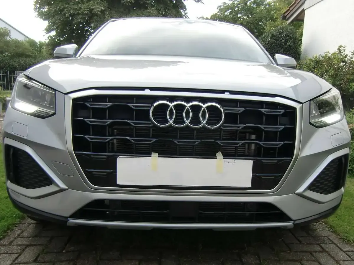 Gebraucht Audi Q2 Advanced 150 PS (110 kW) 2024 Grau SUV