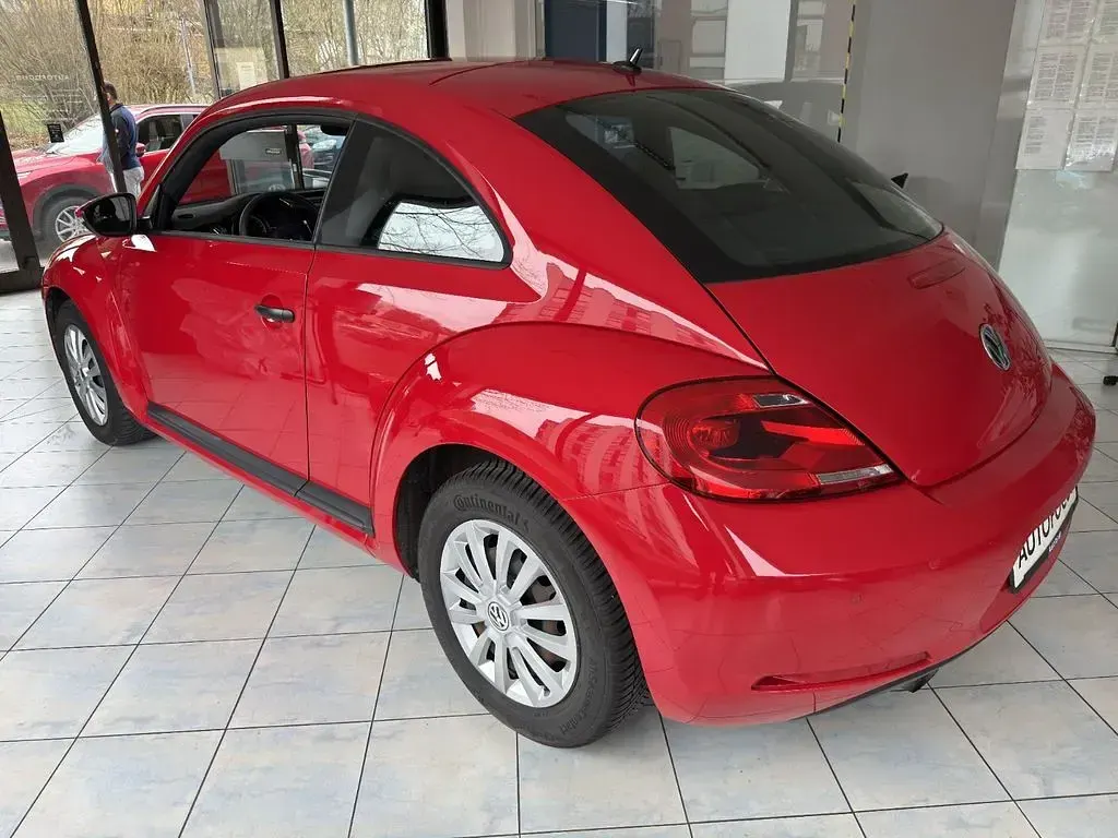 Gebraucht VW Beetle 105 PS (77 kW) 2014 Rot Kleinwagen