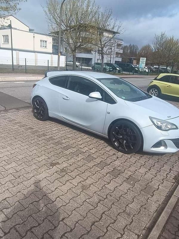 Gebraucht Opel Astra OPC 280 PS (205 kW) 2012 Weiß Limousine