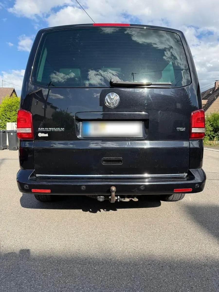 Gebraucht VW Multivan Highline 179 PS (131 kW) 2012 Schwarz Van / Kleinbus