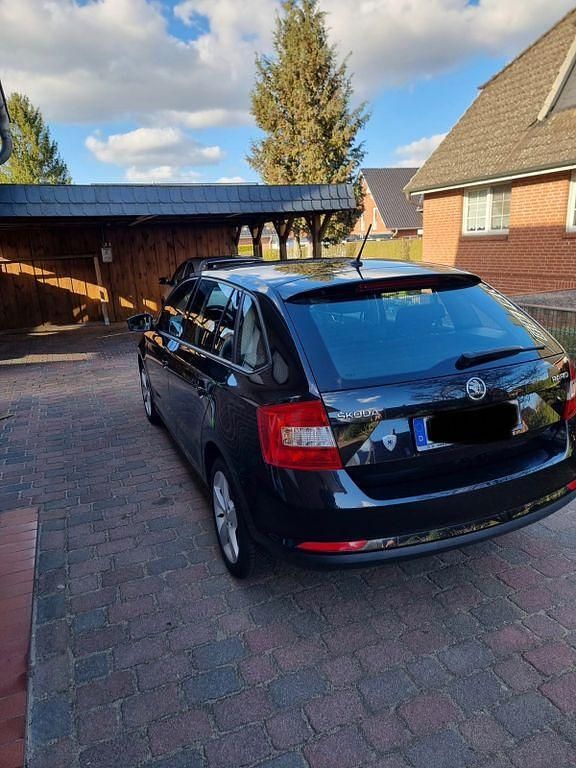 Gebraucht Skoda Rapid Cool Edition 90 PS (66 kW) 2016 Schwarz Kleinwagen