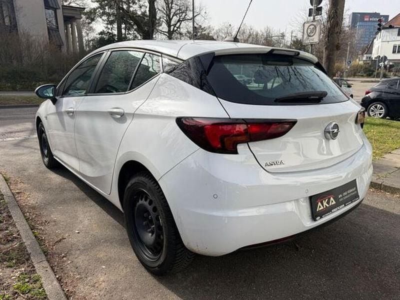 Gebraucht Opel Astra 110 PS (80 kW) 2021 Weiss Limousine