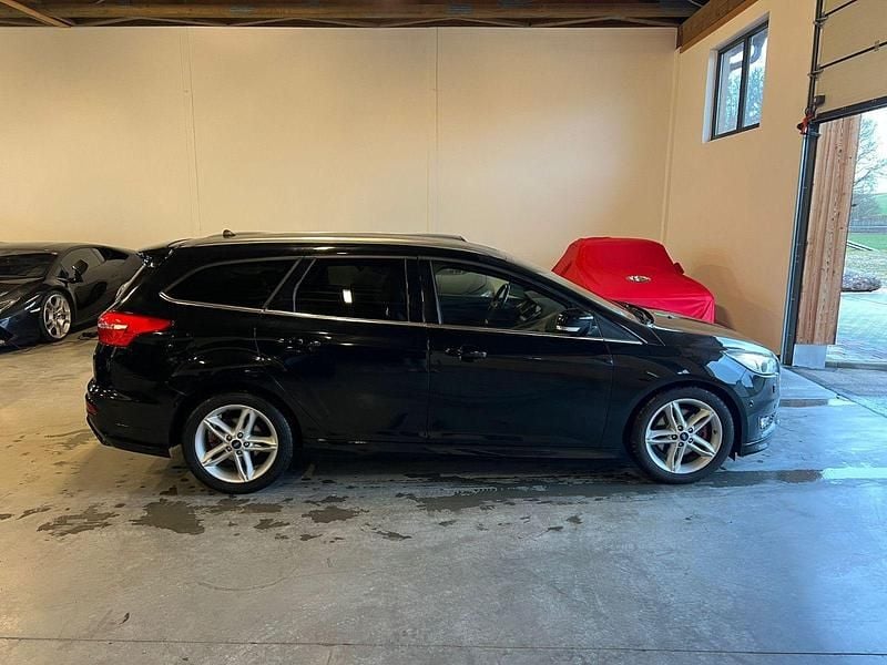 Gebraucht Ford Focus Titanium 150 PS (110 kW) 2018 Schwarz Kombi