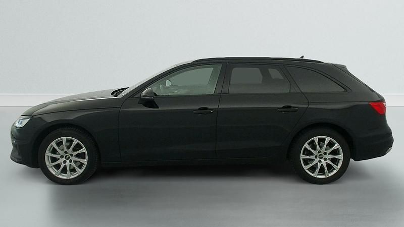 Gebraucht Audi A4 150 PS (110 kW) 2022 Noir mythic Kombi