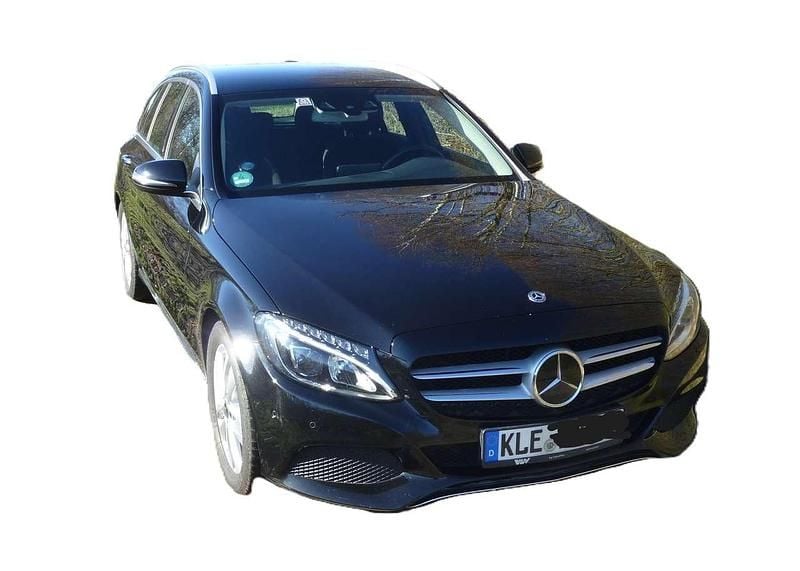 Gebraucht Mercedes C220 Avantgarde 170 PS (125 kW) 2018 Schwarz Kombi