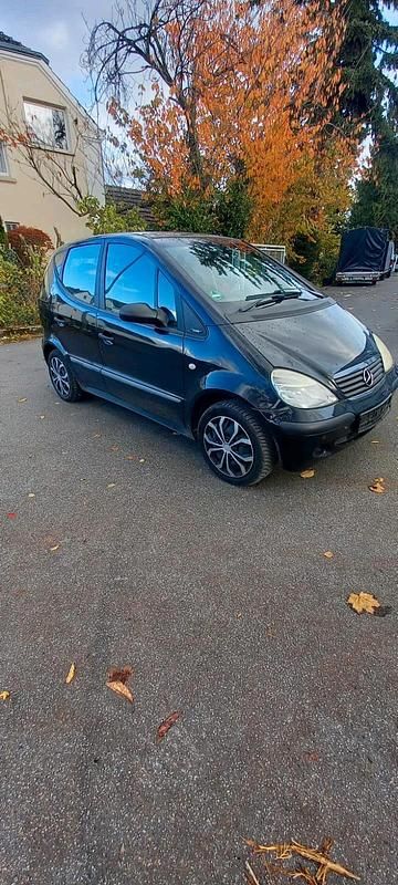 Schwarz Gebraucht 2003 Mercedes A140 Limousine | 999 € - Bild 1/4