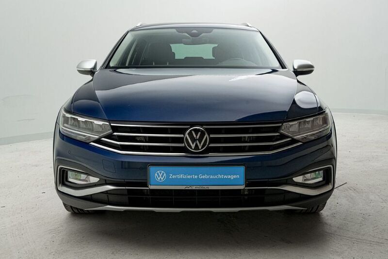 Gebraucht VW Passat Alltrack 200 PS (147 kW) 2023 Aquamarinblau metallic Kombi