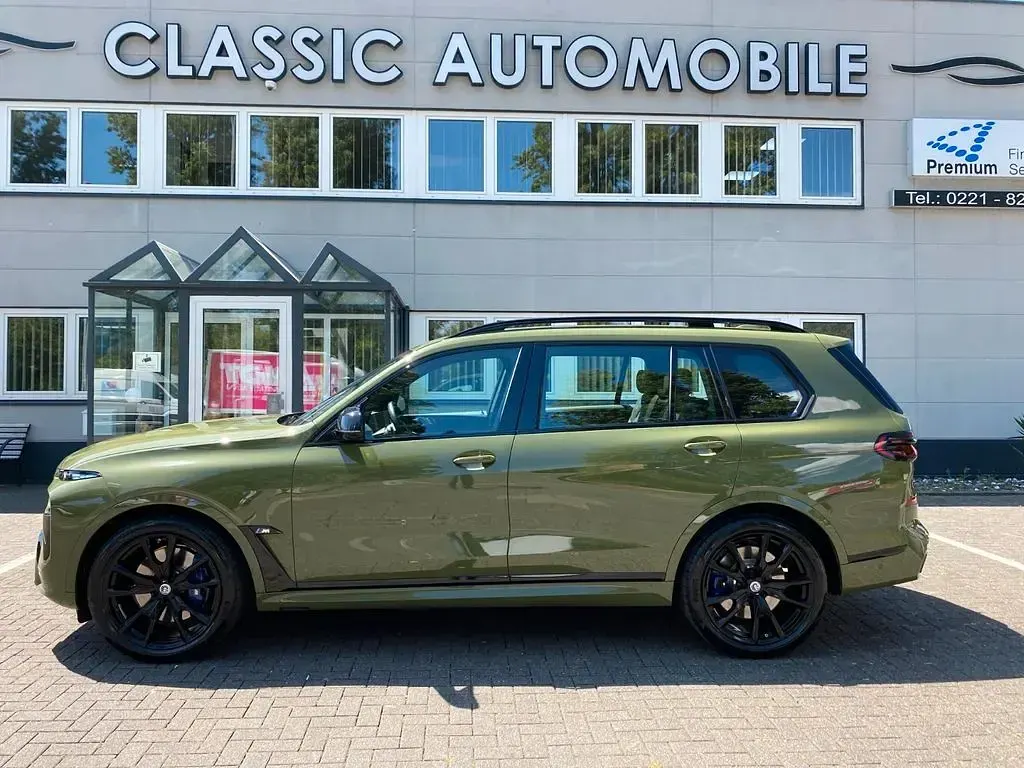 Gebraucht BMW X7 M Sport 530 PS (389 kW) 2022 Grün SUV
