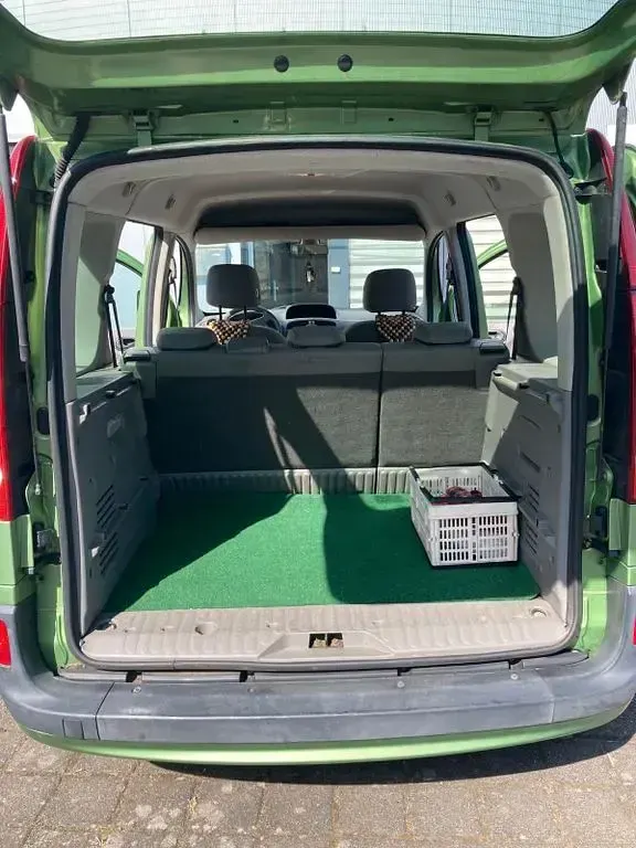 Gebraucht Renault Kangoo Expression 106 PS (77 kW) 2009 Grün Van / Kleinbus
