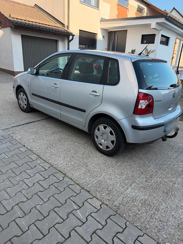 Gebraucht VW Polo 75 PS (55 kW) 2003 Grau Kleinwagen