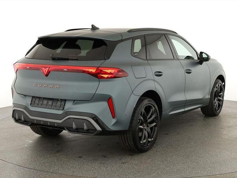 Neu Cupra Terramar 195 PS (143 kW) 2025 Grau SUV