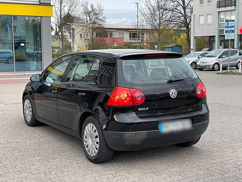 Gebraucht VW Golf V 75 PS (55 kW) 2004 Schwarz Kleinwagen