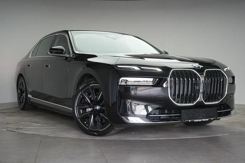 Schwarz Gebraucht 2024 BMW i7 M Sport Limousine | 76.490 € - Bild 1/4