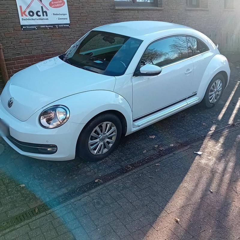 Gebraucht VW Beetle Edition 114 PS (83 kW) 2014 Weiß Kleinwagen