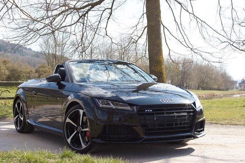 Schwarz Gebraucht 2018 Audi TT Roadster Ambiente Cabrio | 42.500 € - Bild 1/4