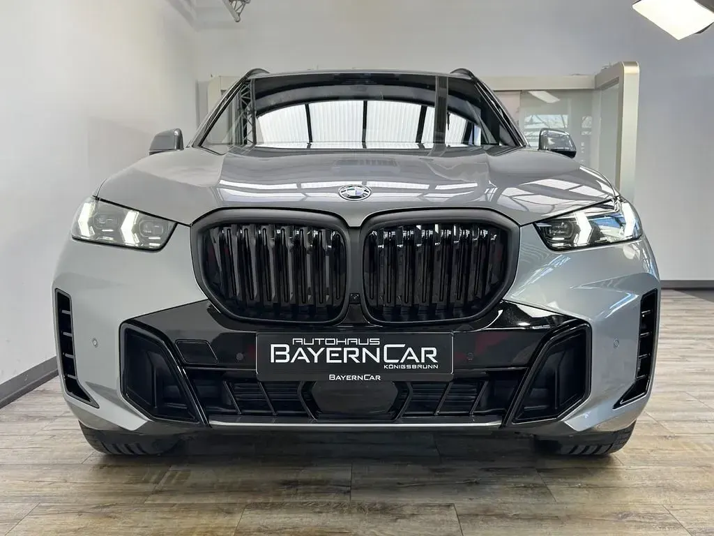 Gebraucht BMW X5 M Sport 298 PS (219 kW) 2025 (0c4w) skyscraper grey metallic SUV