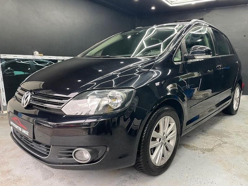 Schwarz Gebraucht 2012 VW Golf VII Style Limousine | 5.390 € (Guter Preis) - Bild 1/4