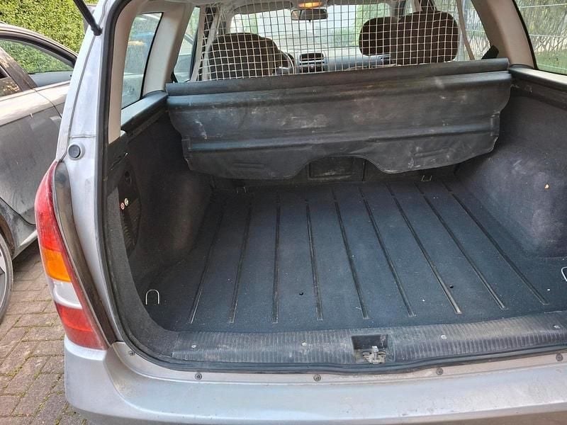 Gebraucht Opel Astra 2001 Silber Kombi