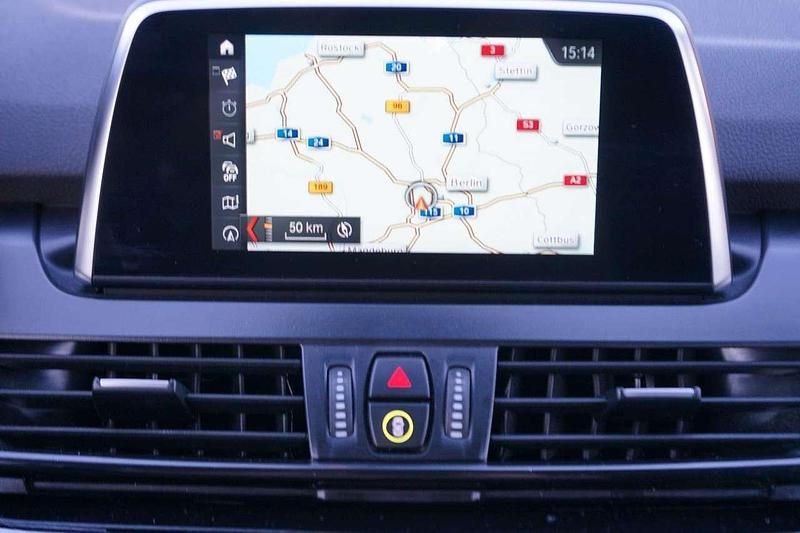 Gebraucht BMW 225 iPerformance 224 PS (164 kW) 2018 Weiß Van / Kleinbus