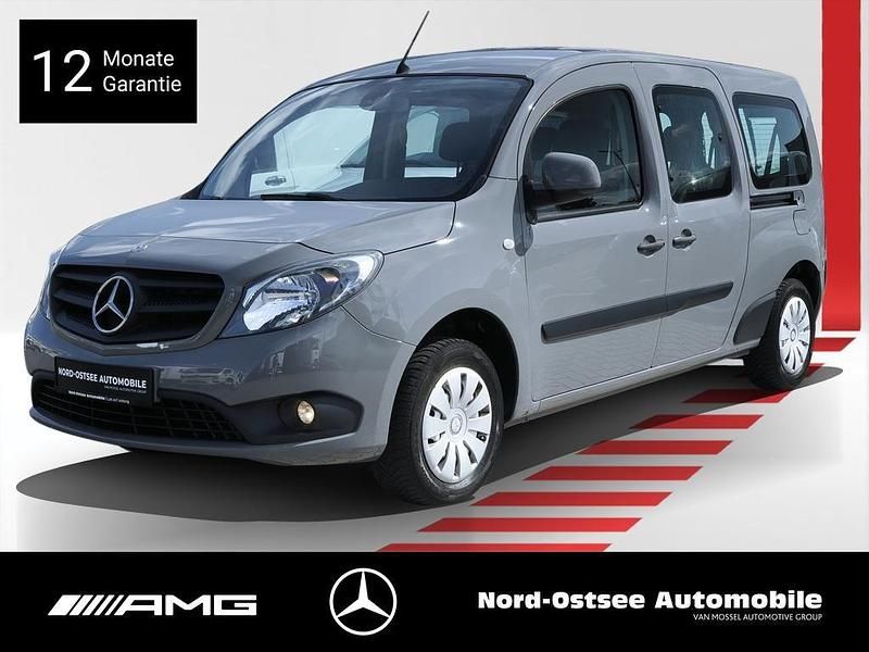 Grau Gebraucht 2017 Mercedes Citan 111 Kombi | 12.999 € (Fairer Preis) - Bild 1/4